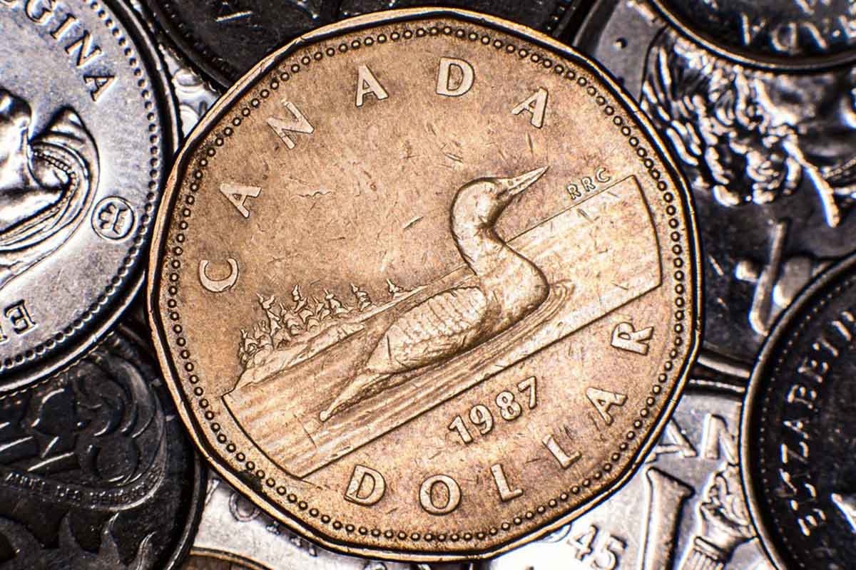در صورت مقابله اقتصاد جهانی با سویه های مختلف کویید، دلار کانادا تقویت خواهد شد