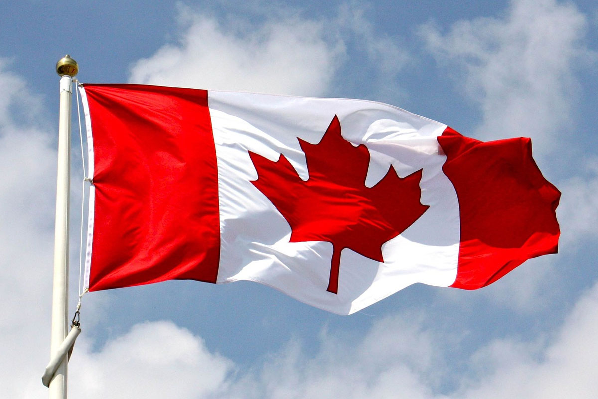 پرچم کانادا ۵۷ ساله شد.