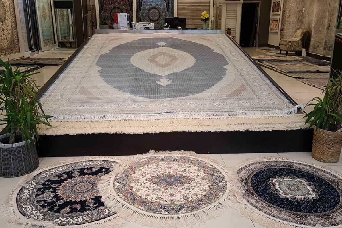 Persian Rugs in Vancouver + Contacts Ganjineh